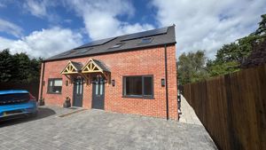 Photo 14- click for photo gallery